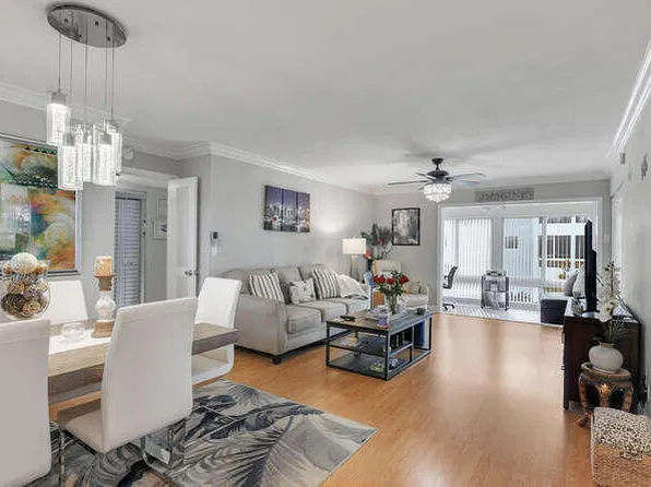 17 COLONIAL CLUB Drive #205, Boynton Beach, FL 33435
