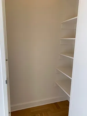 Rented by Windsor Property Management | media 7