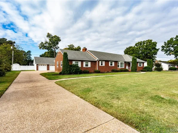 9325 Brentwood Dr, Mechanicsville, VA 23116