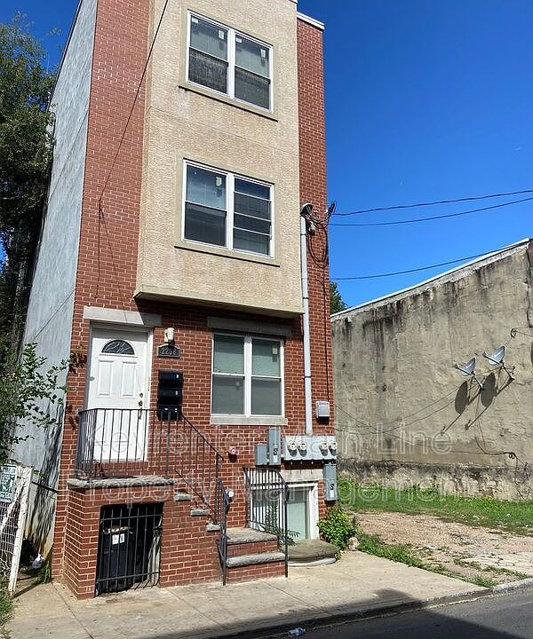 1st image of 2238 N Camac St #2R