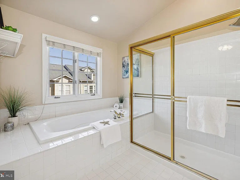 1813 Dawson St — Photo 19
