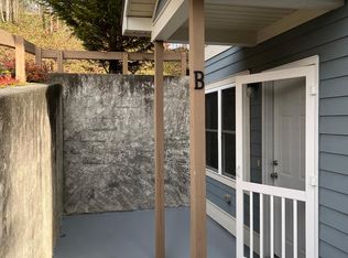 9B Saxons Walk Way #B, Black Mountain, NC 28711