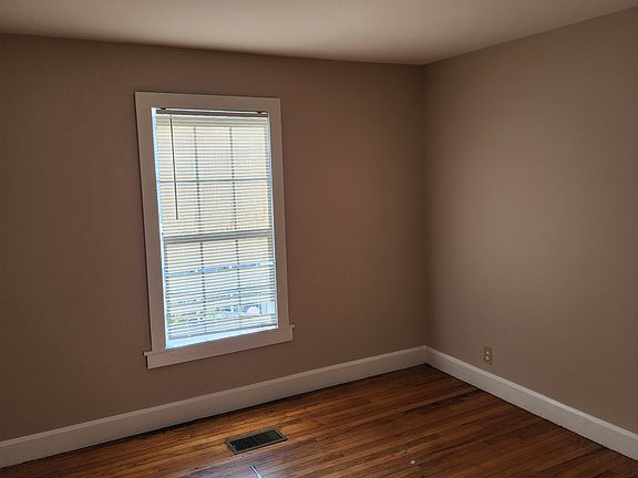5th image of 118 N 45th St