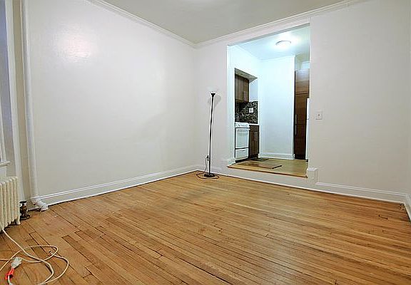 2nd image of 491 Amsterdam Ave APT 2D