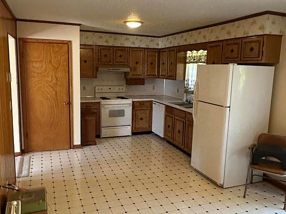 4th image of 1630 Colorado St