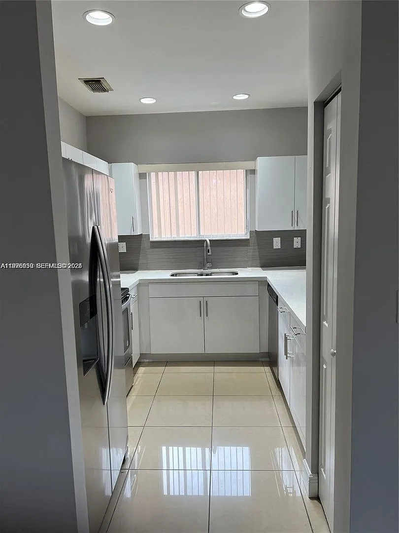 3389 NE 4th Street, Homestead, FL 33033 — Photo 1