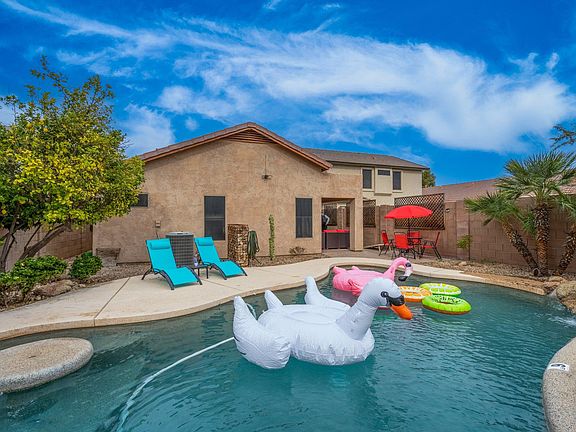 3rd image of 4707 E Melinda Ln
