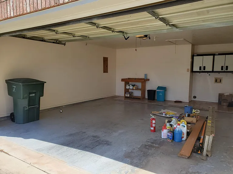 1301 Stratford Dr — Photo 16