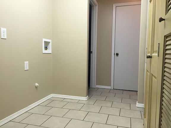 4th image of 7116 Hardisty St
