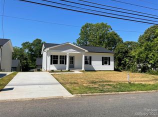 640 Salisbury Rd, Statesville, NC 28677