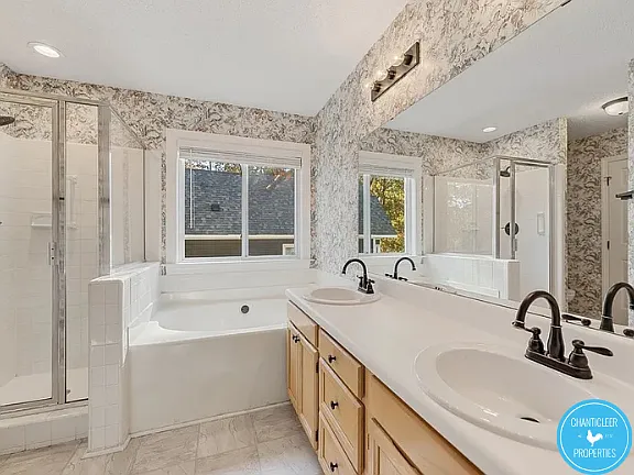 1749 Kingston Heath Way — Photo 13