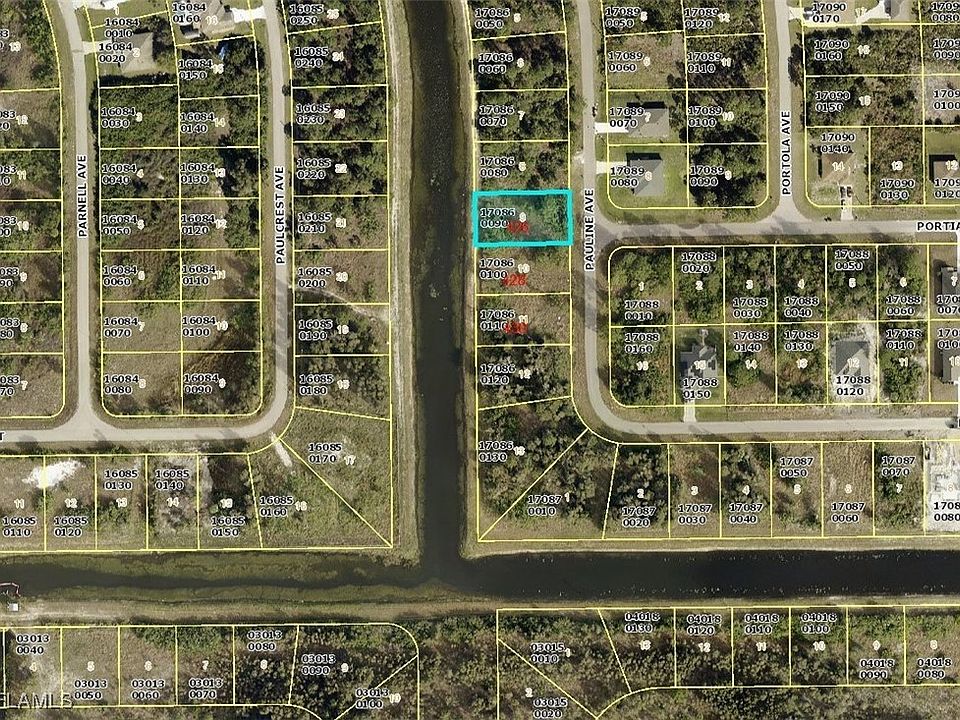 2nd image of 426 Pauline Ave