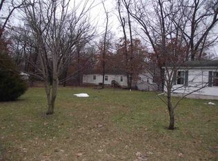 8220 N Oak Ave, Walkerton, IN 46574