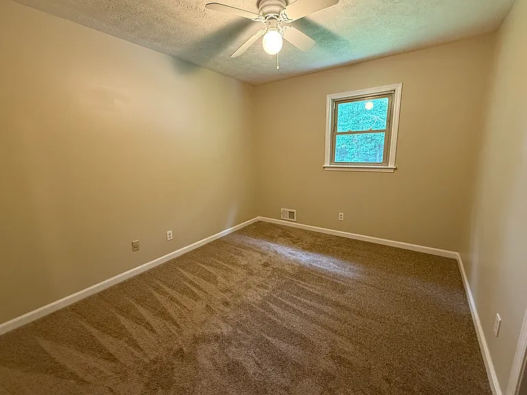 2691 Falcon Ridge Dr — Photo 9