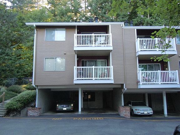 5th image of 8652 164th Ave NE #C210