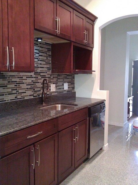 1st image of 2336 N Wayne Ave #1