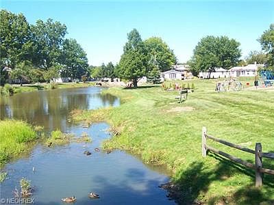 5th image of 7 Meadowlawn Dr Unit 24