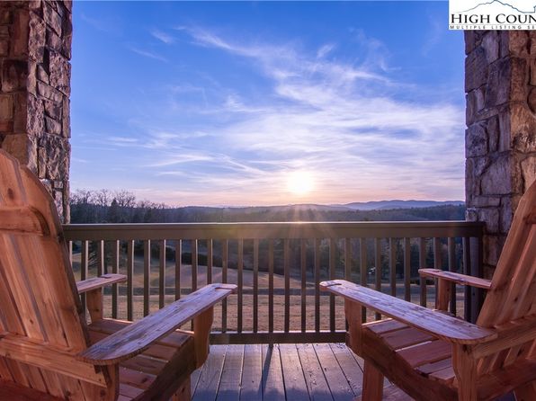 87 Club Villa Drive UNIT 202, Roaring Gap, NC 28668