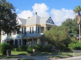 3528 Bernardo De Galvez Ave, Galveston, TX 77550