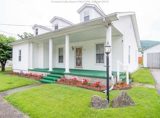 2210 Robin Ave, East Bank, WV 25067