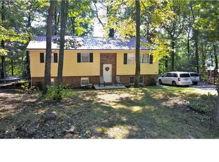 1829 Crazy Horse Dr, Auburn, PA 17922