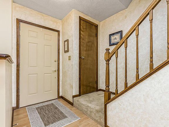 5th image of 5668 Sheehan Ct