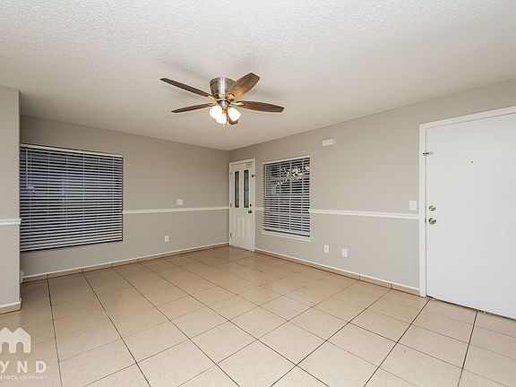 4th image of 9783 Lupine Ave