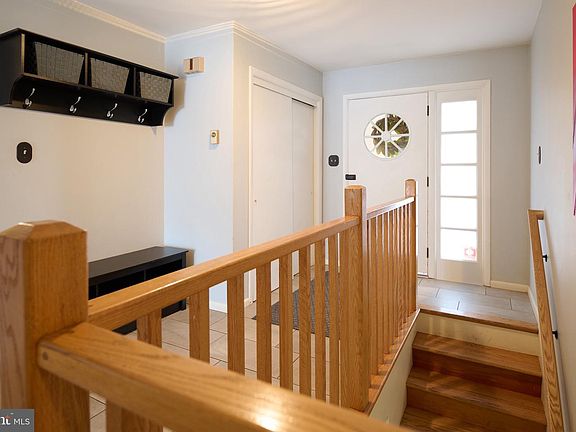 3rd image of 1612 Elizabeth Rd