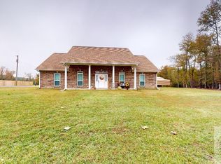 325 County Road 3201, De Kalb, TX 75559