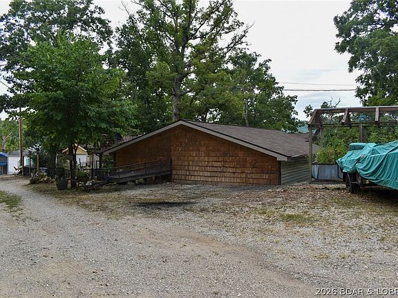 4th image of 143 Walleye Point Dr