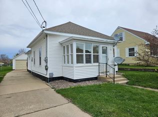 423 W Monowau St, Tomah, WI 54660