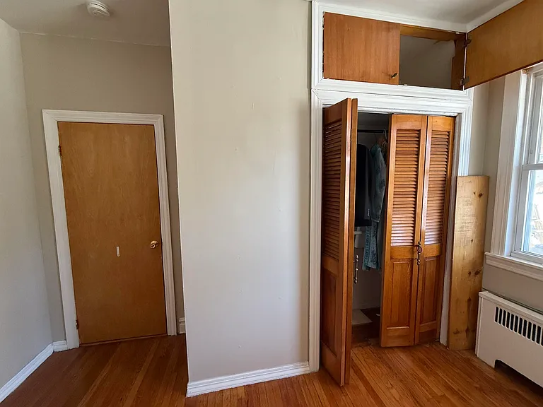 360 Ege Ave #1 — Photo 7