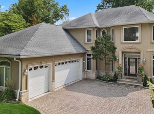 89 Columbus Ave, Closter, NJ 07624