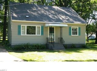 1414 Oneida Ave, Cuyahoga Falls, OH