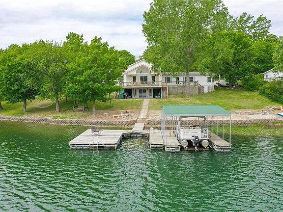 5th image of 465 SW Lakeside Dr