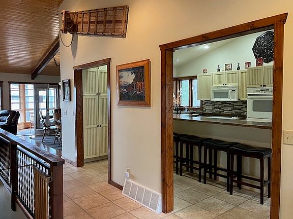 4th image of 11285 W Pine Knoll Road