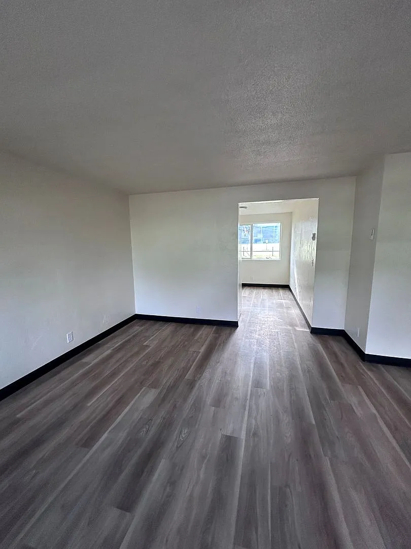 Parkview Terrace Apartments — Photo 1