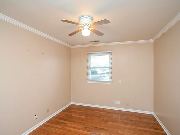 4th image of 503 Plantation Ct