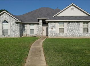 1669 Williamsburg Dr, Bossier City, LA 71112
