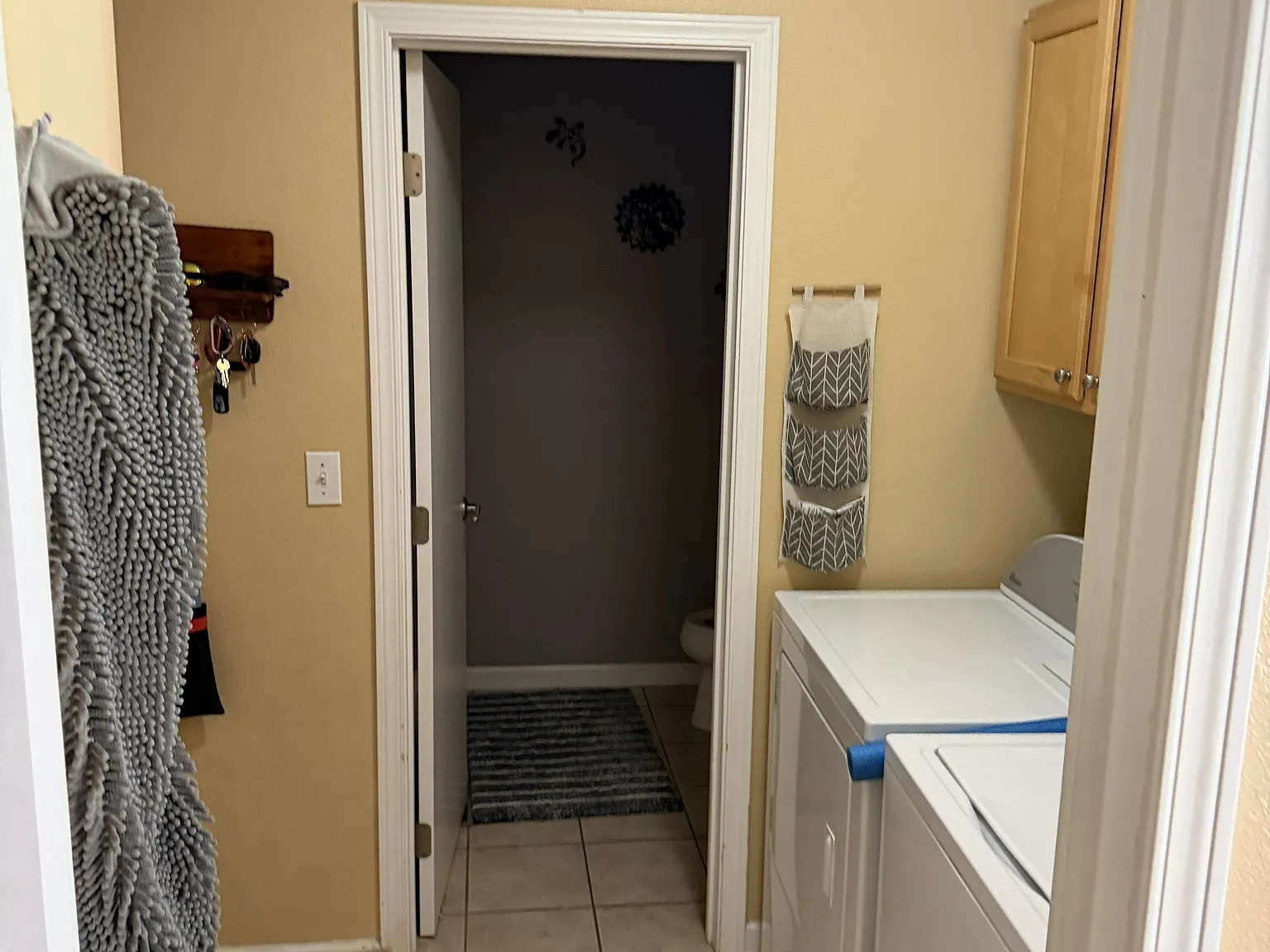 3 bed, 2.5 bath, 1630 sqft, $3,900 — Photo 3