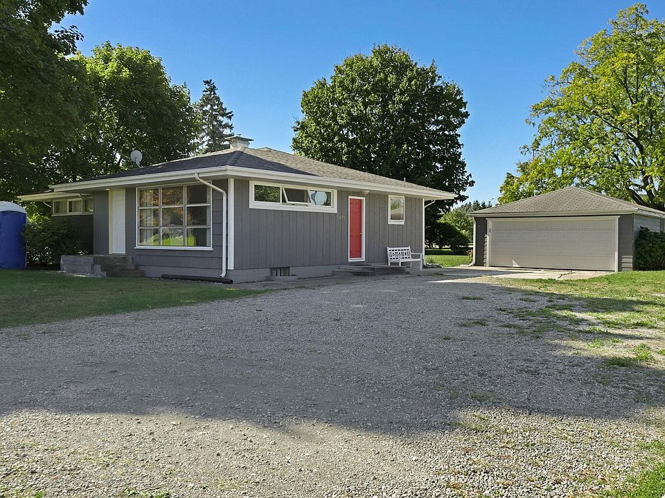 1st image of 54971 Ivy Ct