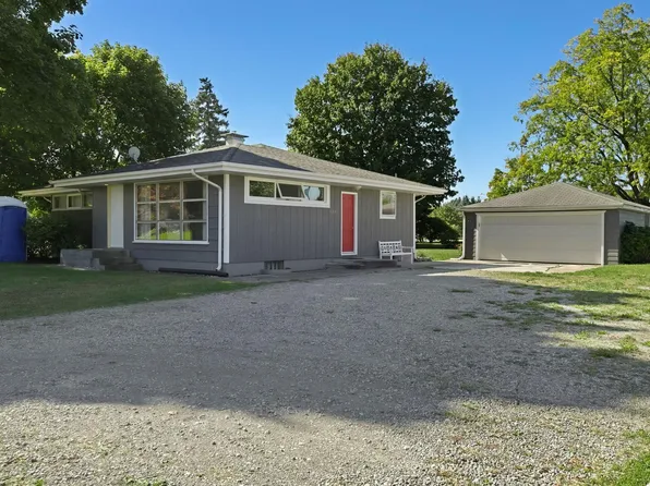 54971 Ivy Ct, South Bend, IN 46637