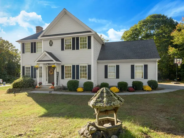 84 Woodbine Road, Colchester, CT 06415