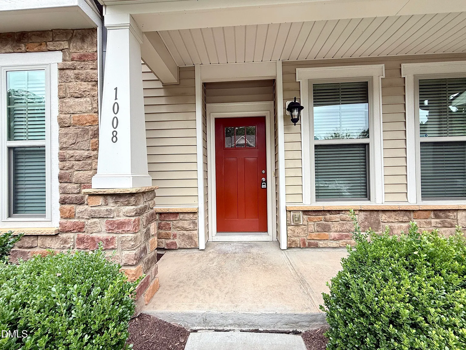 3 bed, 2.5 bath, $1,850 — Photo 3