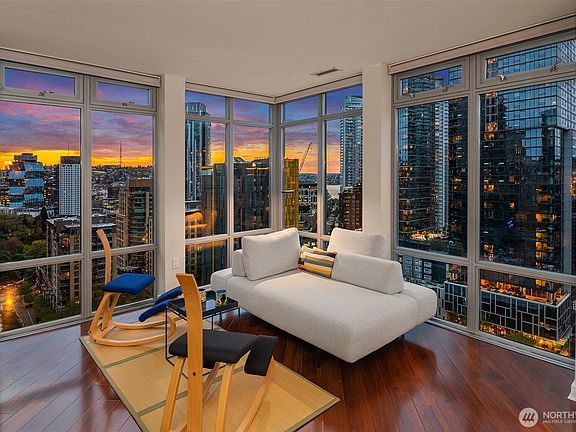 3rd image of 819 Virginia Street #2302