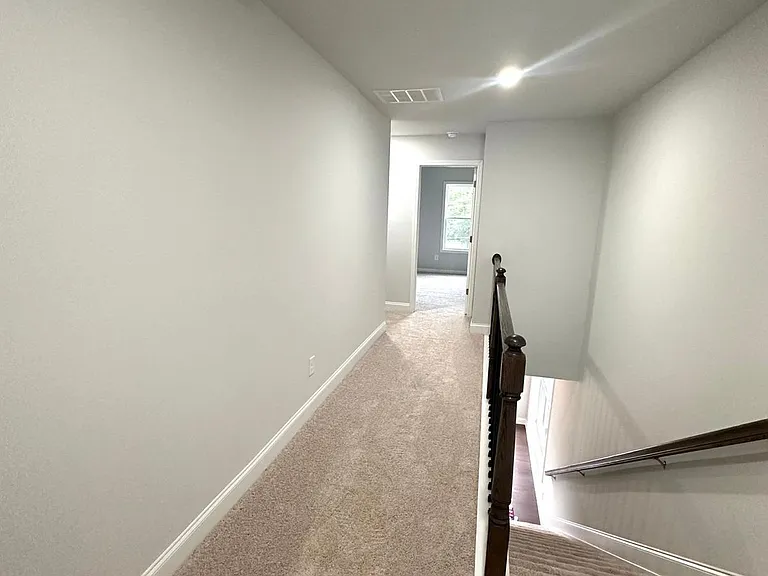 301 Web Market Way — Photo 17