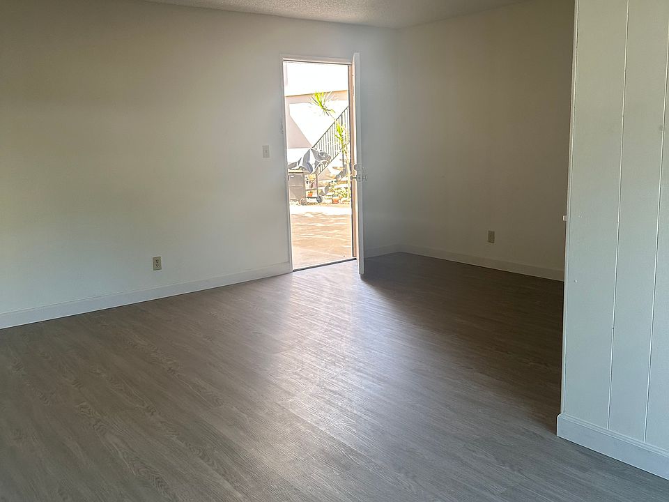 1st image of 1750 Grand Ave APT 4
