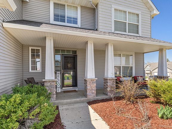 4th image of 924 Ivy Hills Rd