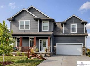 20526 D St, Elkhorn, NE 68022