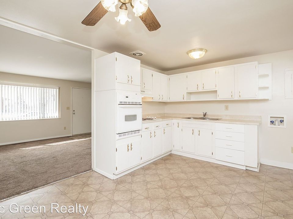 1st image of 4923 Neptune Ln